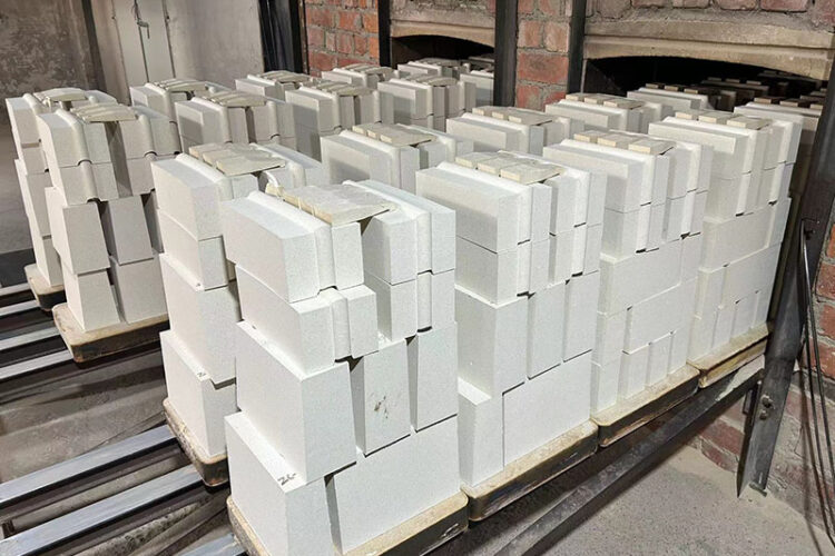 輕質粘土耐火磚